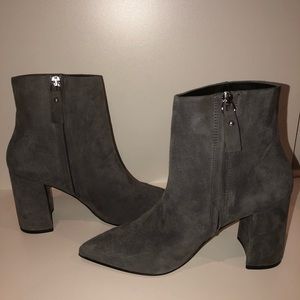 Barney’s New York NEW Gray Suede Booties size 38